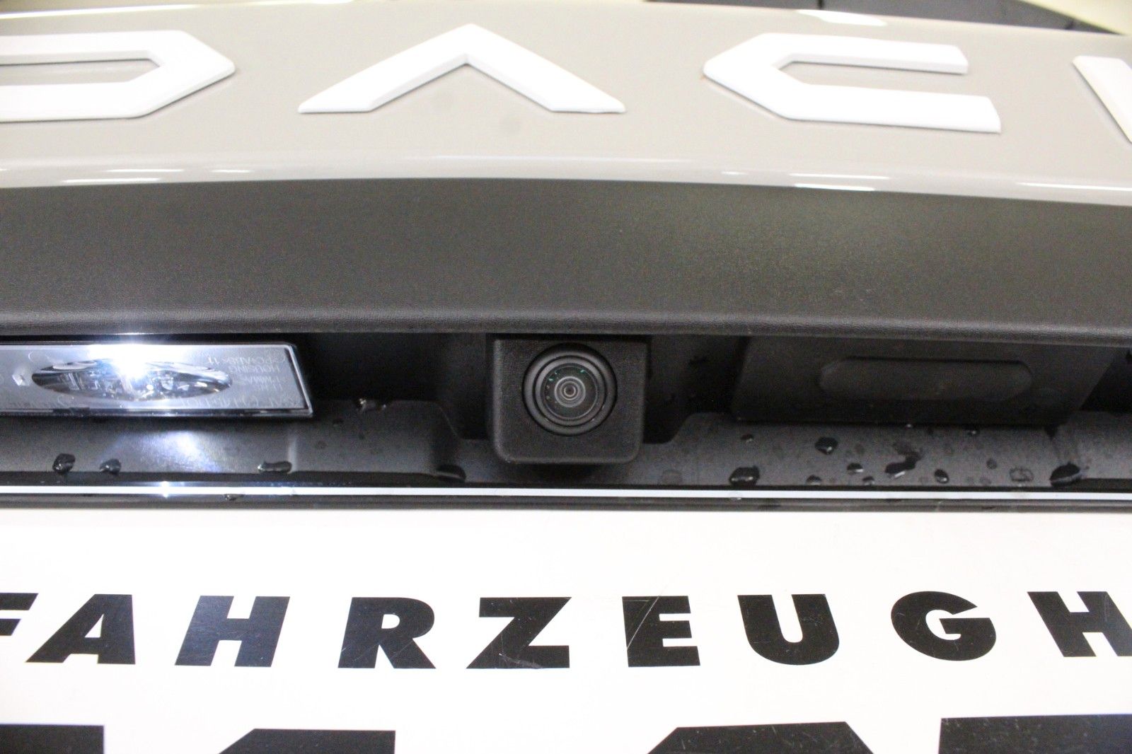 Fahrzeugabbildung Dacia Duster mild hybrid 140 Expression*Winterp.*MY 26