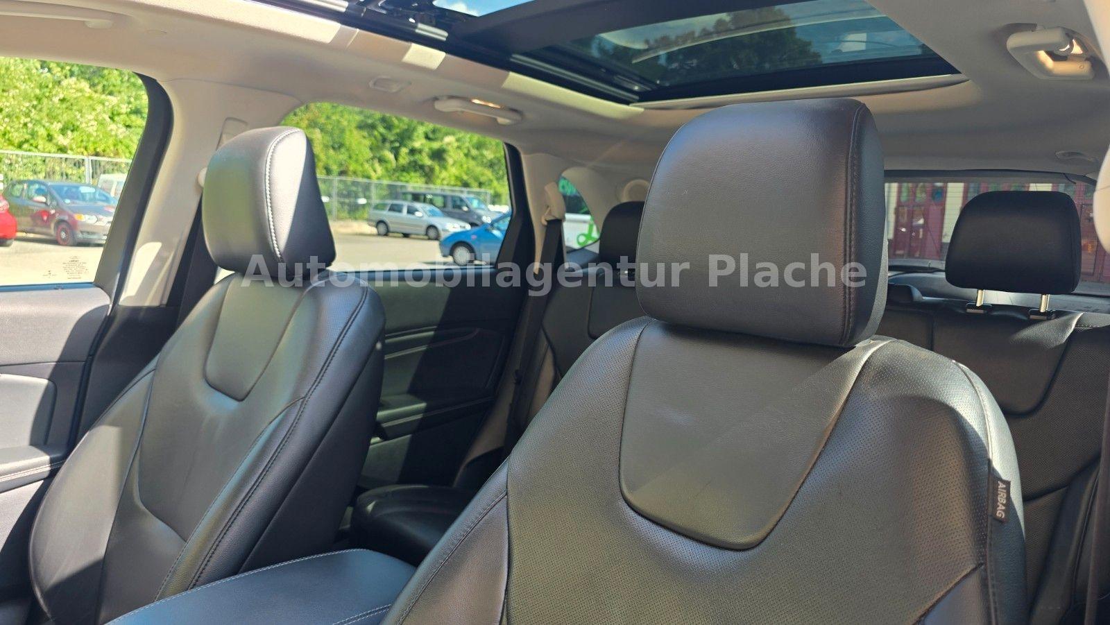 Ford Edge Titanium 4x4 *Matrix/Kühlung/Standhzg/AHK*