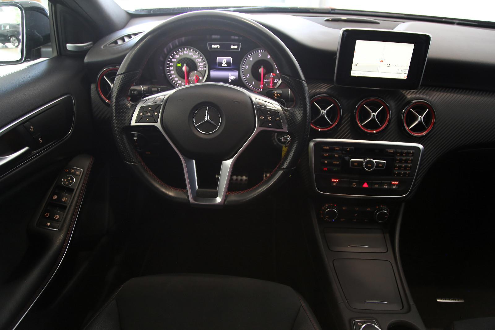 Mercedes-Benz A 250  Sport Harman Kardon SHZ Navi