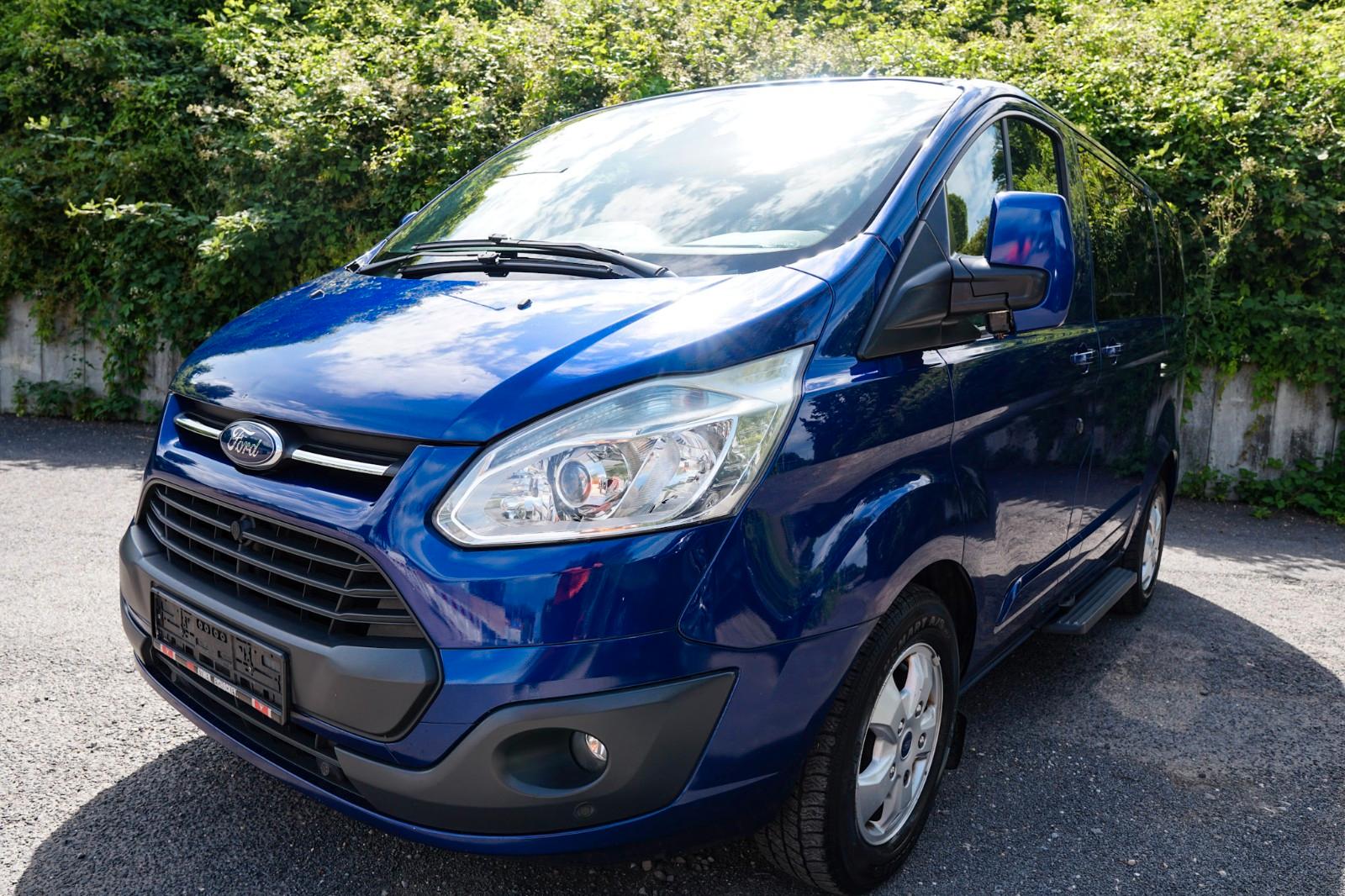 Ford Tourneo Custom 300 L1 Titanium Rollstuhl Umbau