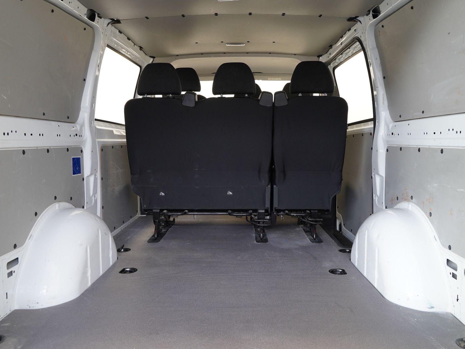 Fahrzeugabbildung Mercedes-Benz Vito Mixto 114 CDI RWD lang 6-SITZER/AHK