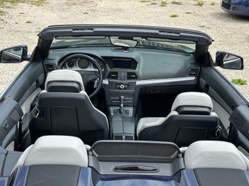 Mercedes E 250 - 11