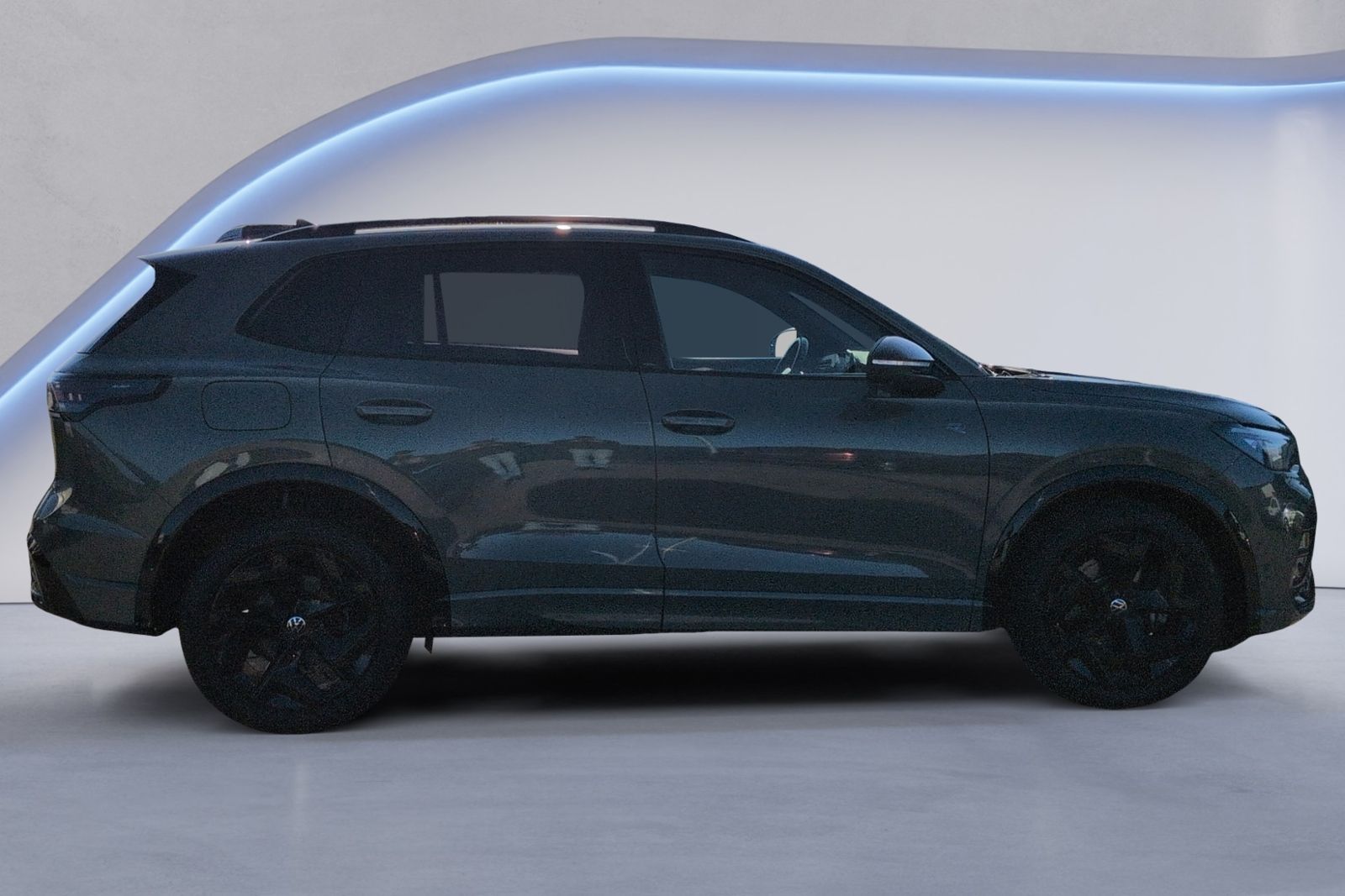 Tiguan 2.0 TDI DSG R-Line AHK+KAMERA+MATRIX+