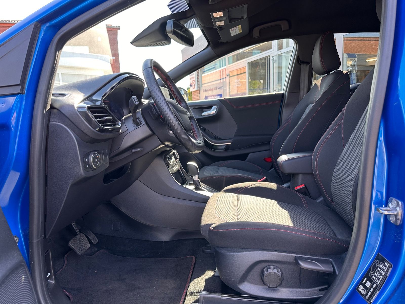 Fahrzeugabbildung Ford Puma ST-Line 1.0 EB DCT LED/Navi/APP/SHZG