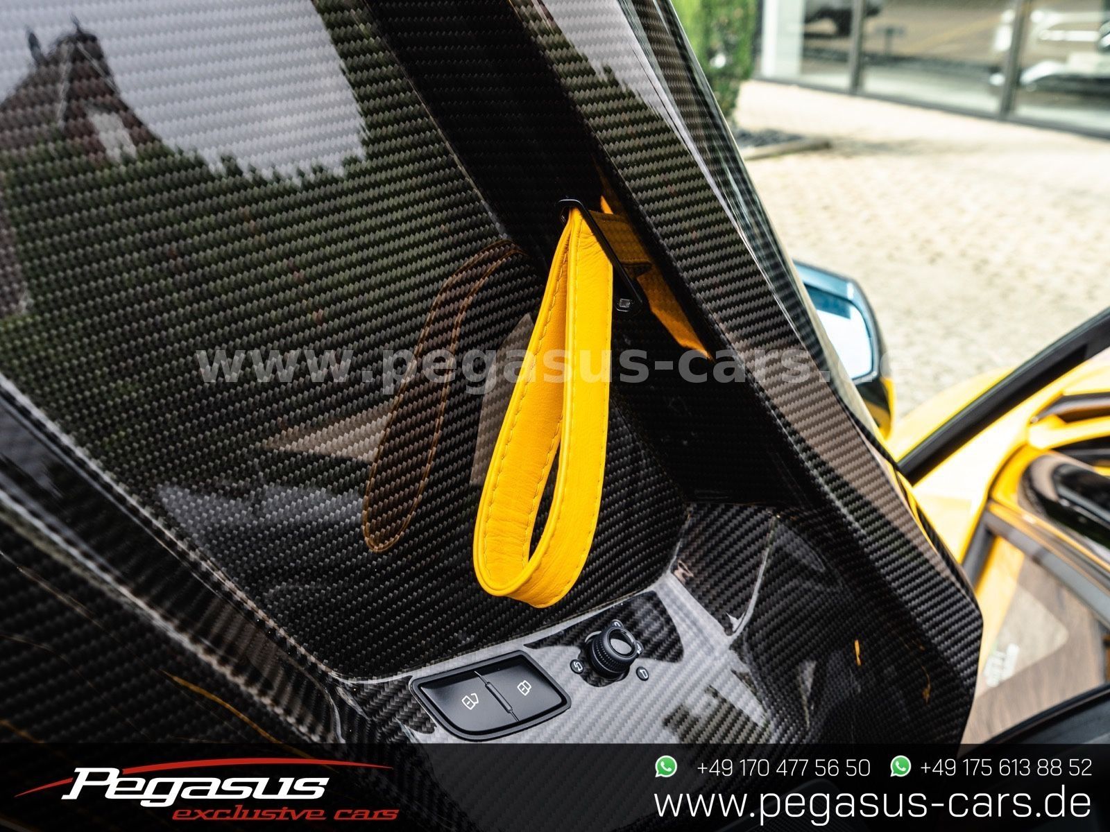 LAMBORGHINI Aventador - 44