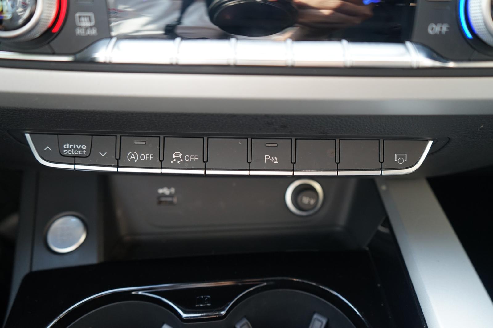 Audi A4 Avant 40 2.0 TDI advanced LED Navi ACC Kamera, миниатюра 16