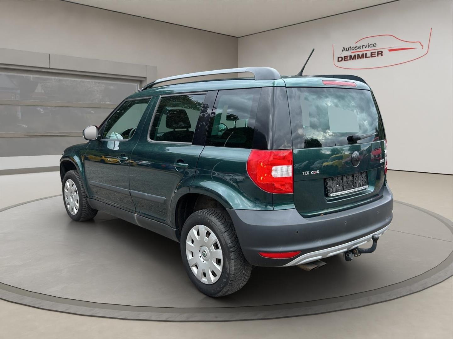 Skoda Yeti Active Plus 2.0 TDI 110 ch • 4x4 • BVM6 • Sièges chauffants