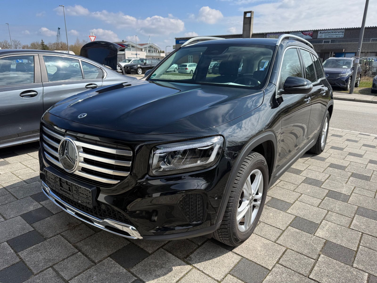 Mercedes GLB 200 - 1