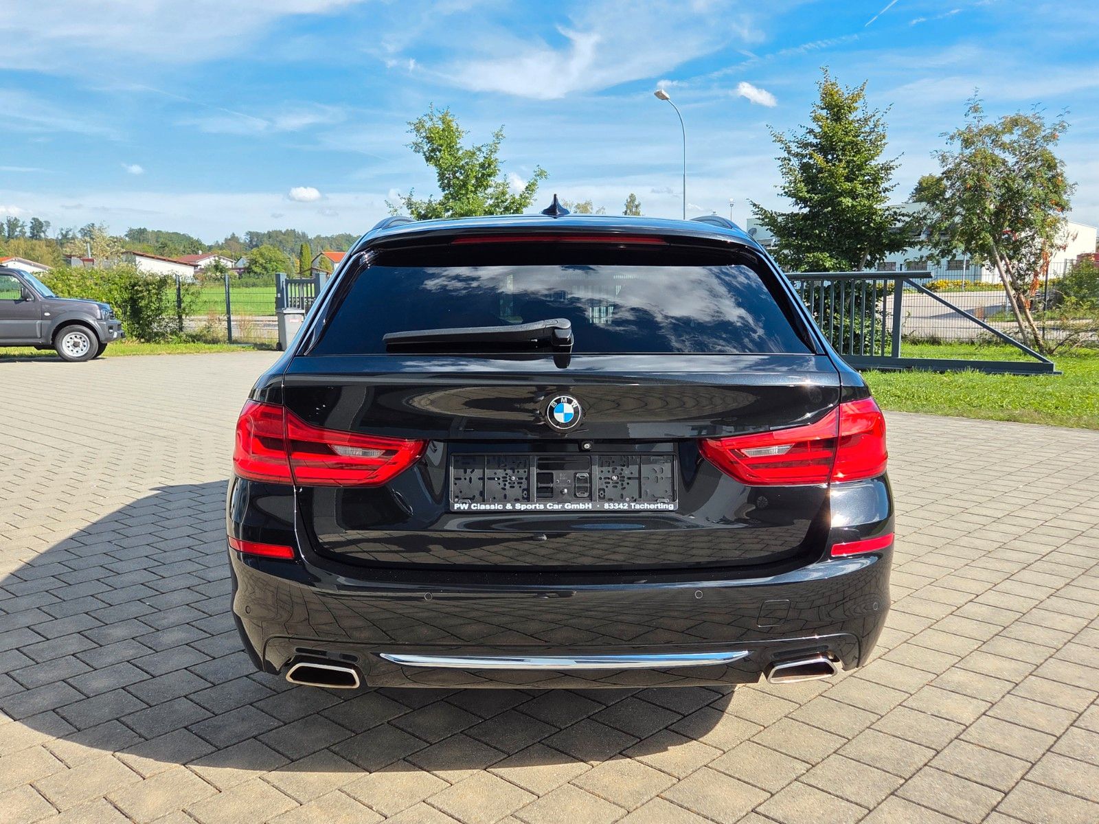 BMW 540i Touring xDrive Luxury Line H&K Pano ACC foto 5