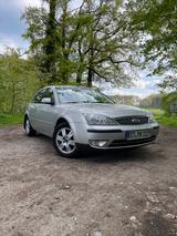 Ford Mondeo 1,8 92 kW Ghia TÜV 12/26 - Ford Mondeo aus 2003: Ghia