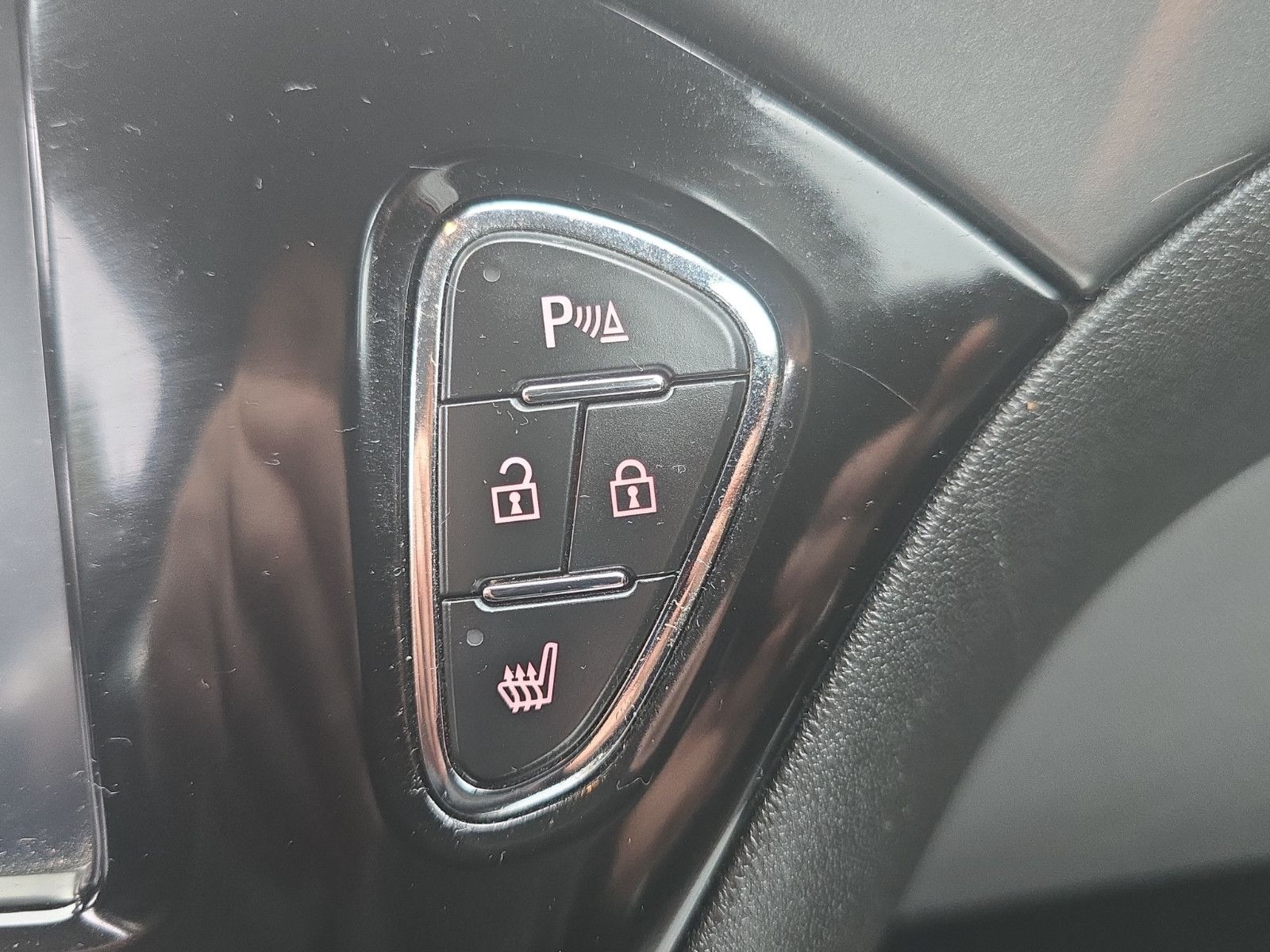 Fahrzeugabbildung Opel Corsa E Innovation ecoFlex TEMPOMAT SHZ LHZ