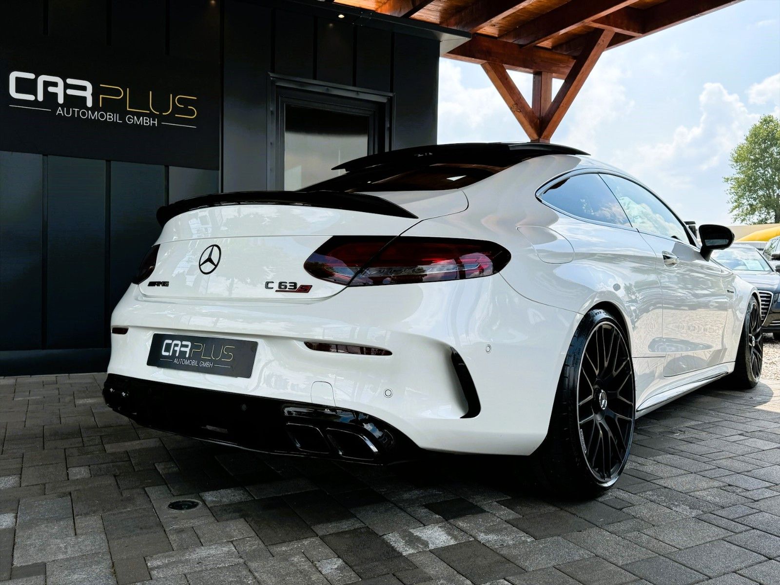 Fahrzeugabbildung Mercedes-Benz C 63 S AMG Coupe Night Performance *Keramik*ACC*