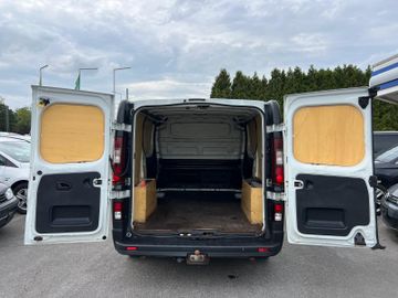 Renault Trafic - 10
