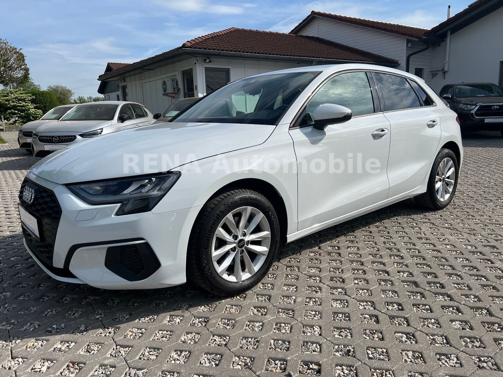 Audi A3 Sportback 30 TDI *NAVI*SHZ*ALU* foto 2