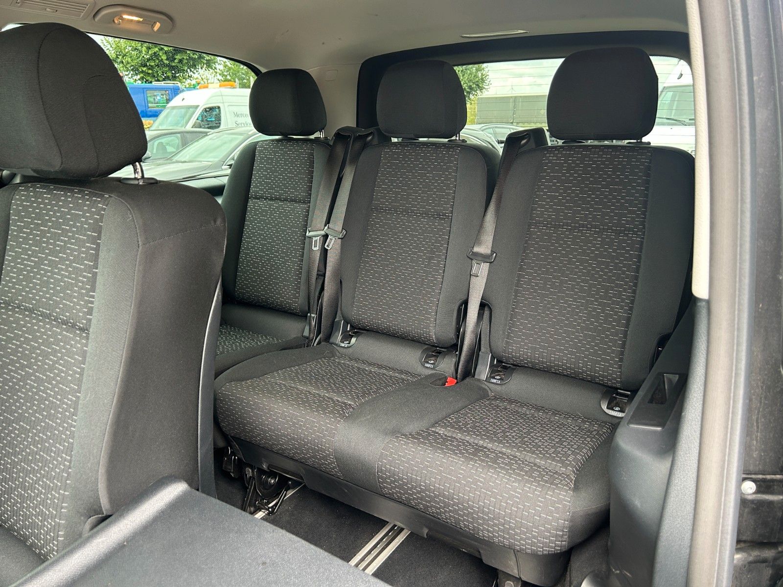 Fahrzeugabbildung Mercedes-Benz Vito 116 CDI Tourer Select 9G AHK2,5to LED