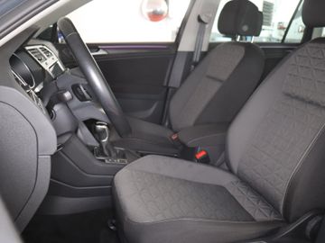 Volkswagen Tiguan - 9