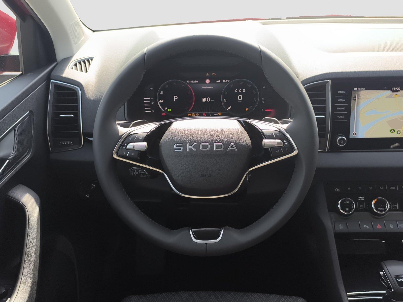 Skoda Karoq 2.0 TDI DSG Selection AHK NAV RFK ACC PDC