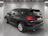 BMW X1 sDrive18d Navi AHK Sportsitze LED - BMW X1: Geländewagen