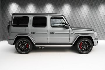 G 63 AMG 2022 MAGNO PLATIN / RED