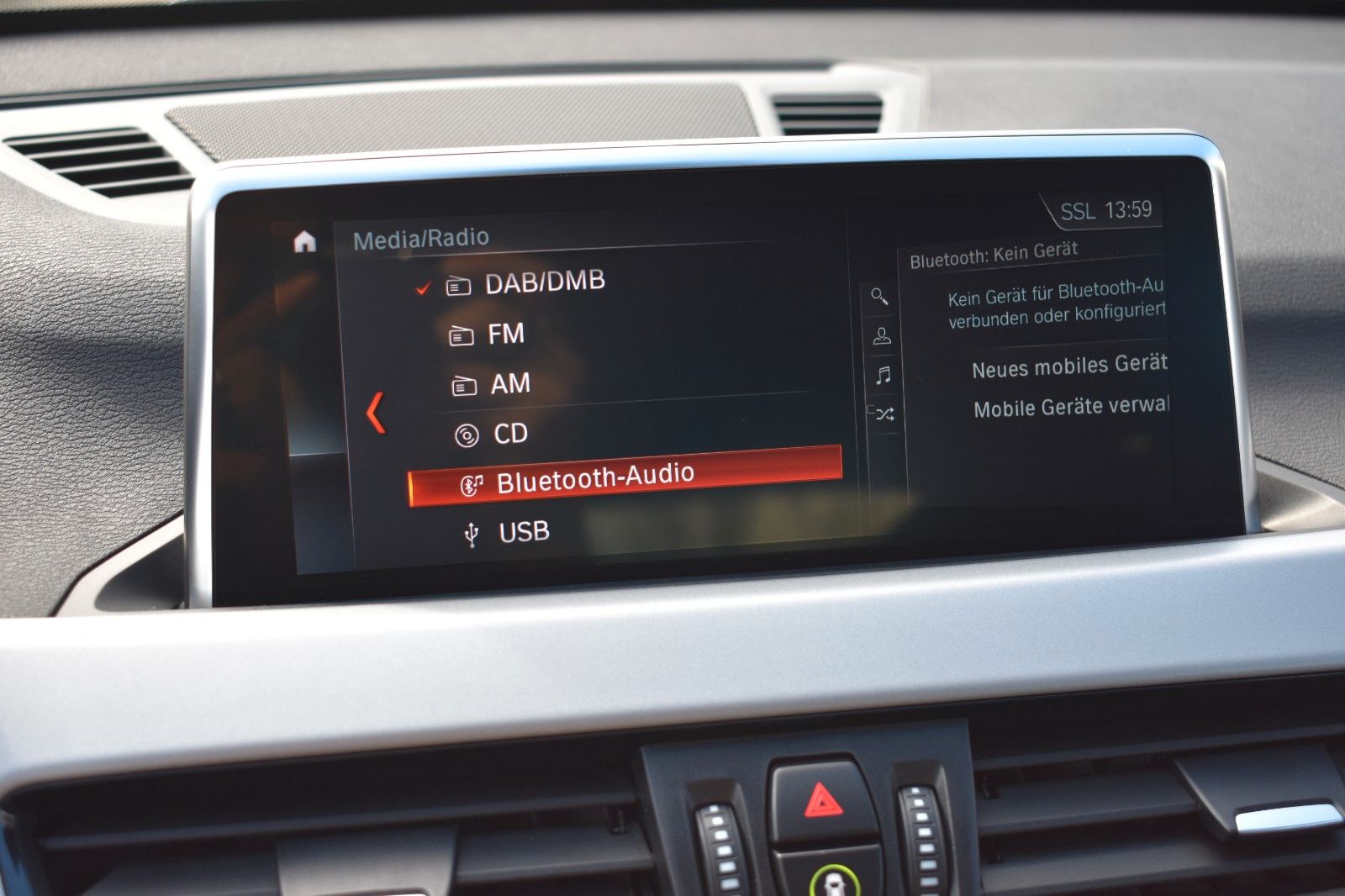 Fahrzeugabbildung BMW X1 xDrive 20 d Advantage AHK H&K