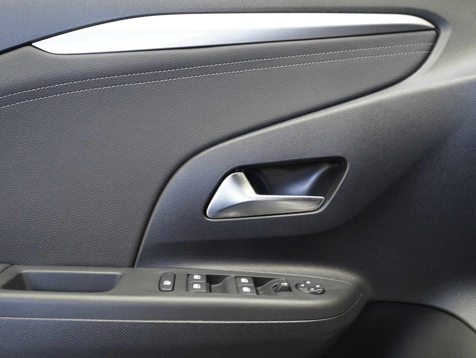 Fahrzeugabbildung Opel Corsa F e GS Line NAVI/KAMERA/11KW/SOH