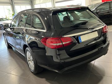 Mercedes C 200 - 4