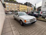 Mercedes-Benz 200 E SCHIEBEDACH*STANDZHEIZUNG* KEIN TÜV - gebrauchte Mercedes-Benz 200 aus dem Jahr 1991