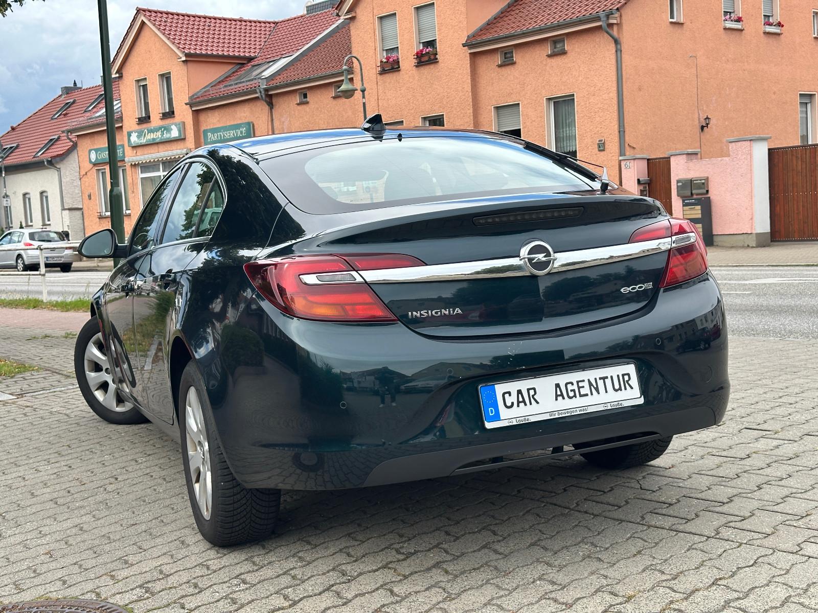Opel Insignia XENON + KLIMAAUTO + BEH-LENKRAD + PDC