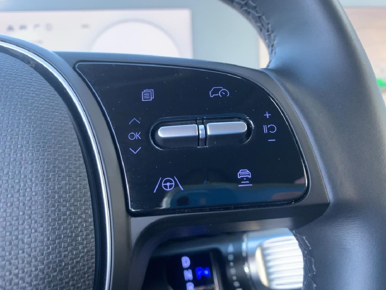 Fahrzeugabbildung Hyundai IONIQ 5 77,4 kWh + LED-Paket SOH 100% 20Zoll