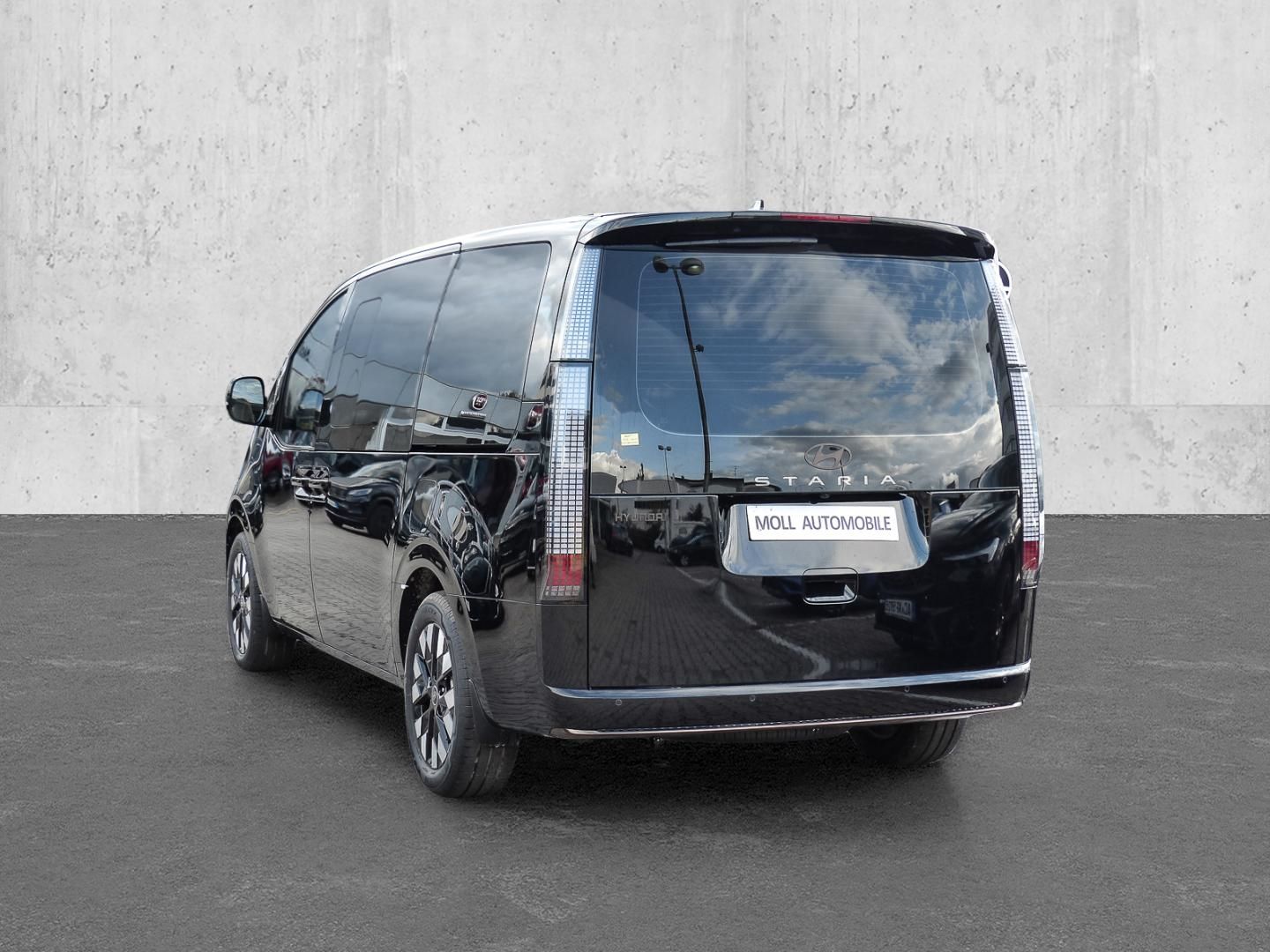 Hyundai STARIA Signature Hybrid Panoramadach 7-Sitzer Na imagem 2