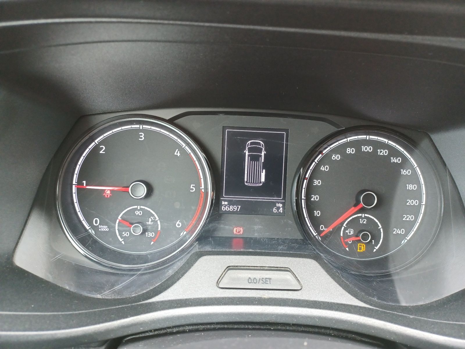 Fahrzeugabbildung Volkswagen T6 Multivan T6.1 TDI Family KLIMA VORB. AHK PDC