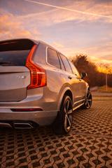 Volvo XC90 T6 AWD Geartronic R-Design R-Design - silberne Volvo XC90