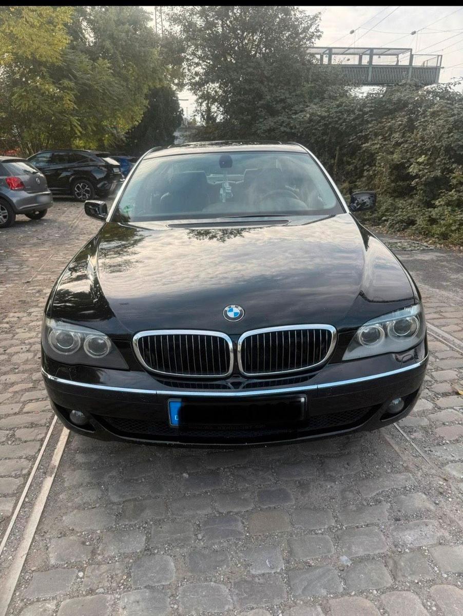 BMW 730