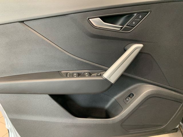 Q2 35 TFSI ADVANCED MATRIX-LED+AHK+NAVI+SITZHZG+