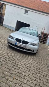BMW 525i - - BMW 525 aus 2004: 525i