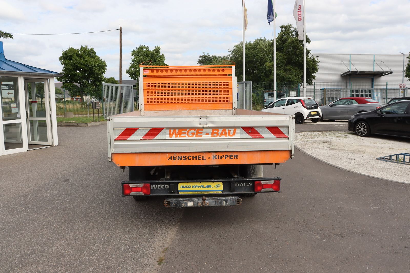 Fahrzeugabbildung Iveco Daily 35S15 3.0 D Kipper * AHK * bis 3.5t 35 150