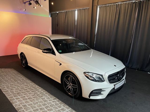 MERCEDES-BENZ E 220 Widescreen | Standheizung | AMG 4M