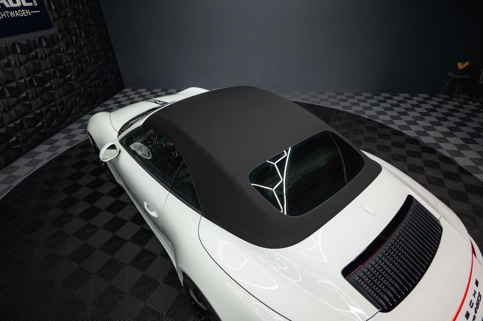 Fahrzeugabbildung Porsche 911 991.2 Carrera 4 GTS Cabrio *ACC*LED*111Check