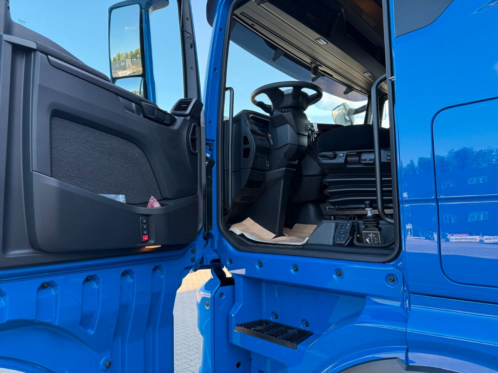 Fahrzeugabbildung MAN TGX 18.520 BL SA D30 Retarder Kipp-Hydr.