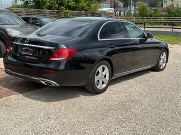 Mercedes E 220 - 5