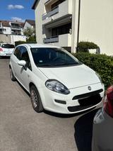 Fiat Punto 1.2 8V STREET STREET - Fiat Punto Gebrauchtwagen in Stuttgart