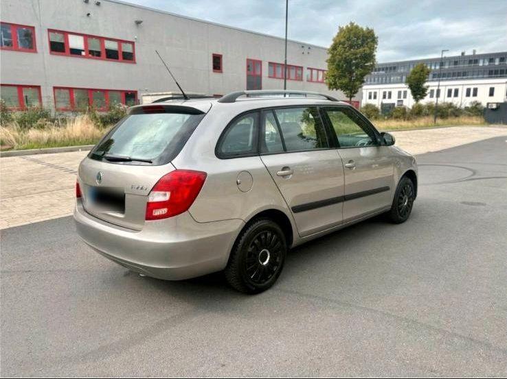 Skoda Fabia 2008 — photo 6
