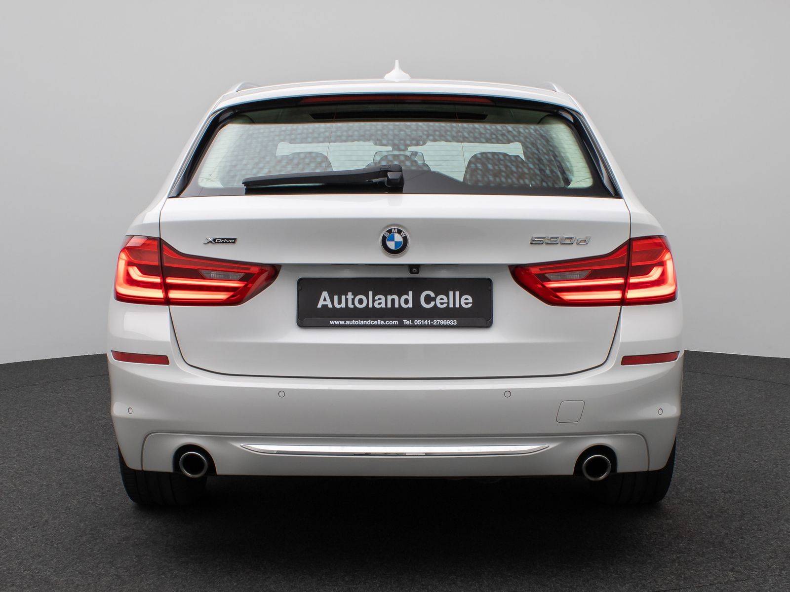 Fahrzeugabbildung BMW 530d xD Luxury Line Panorama Kamera HUD DAB HiFi