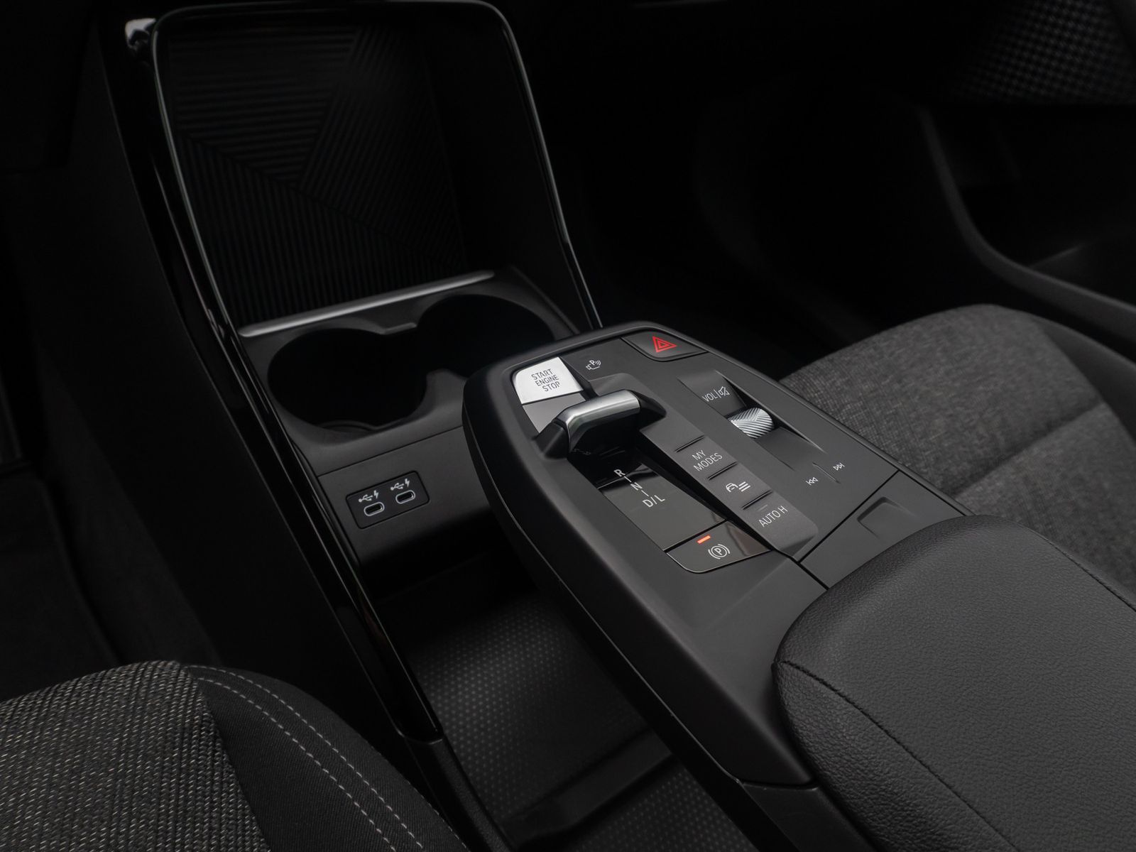 Fahrzeugabbildung BMW 225 Active Tourer xD DAB Kamera Panorama Parkass