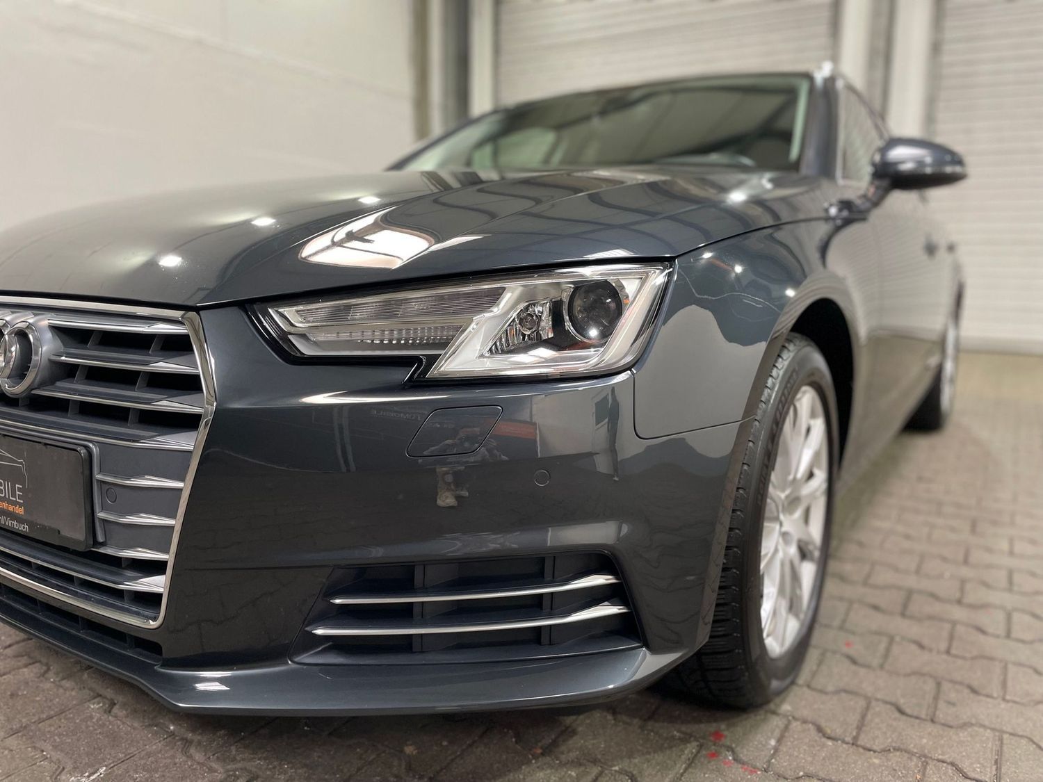 Fahrzeugabbildung Audi A4 S-Line sport#Xenon#Virtual#Tempo#Sound