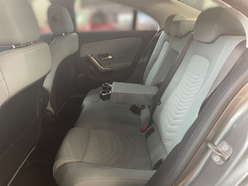 Fahrzeugabbildung Mercedes-Benz CLA 180 Coupé Progressive Totwi. Memory LED SHZ