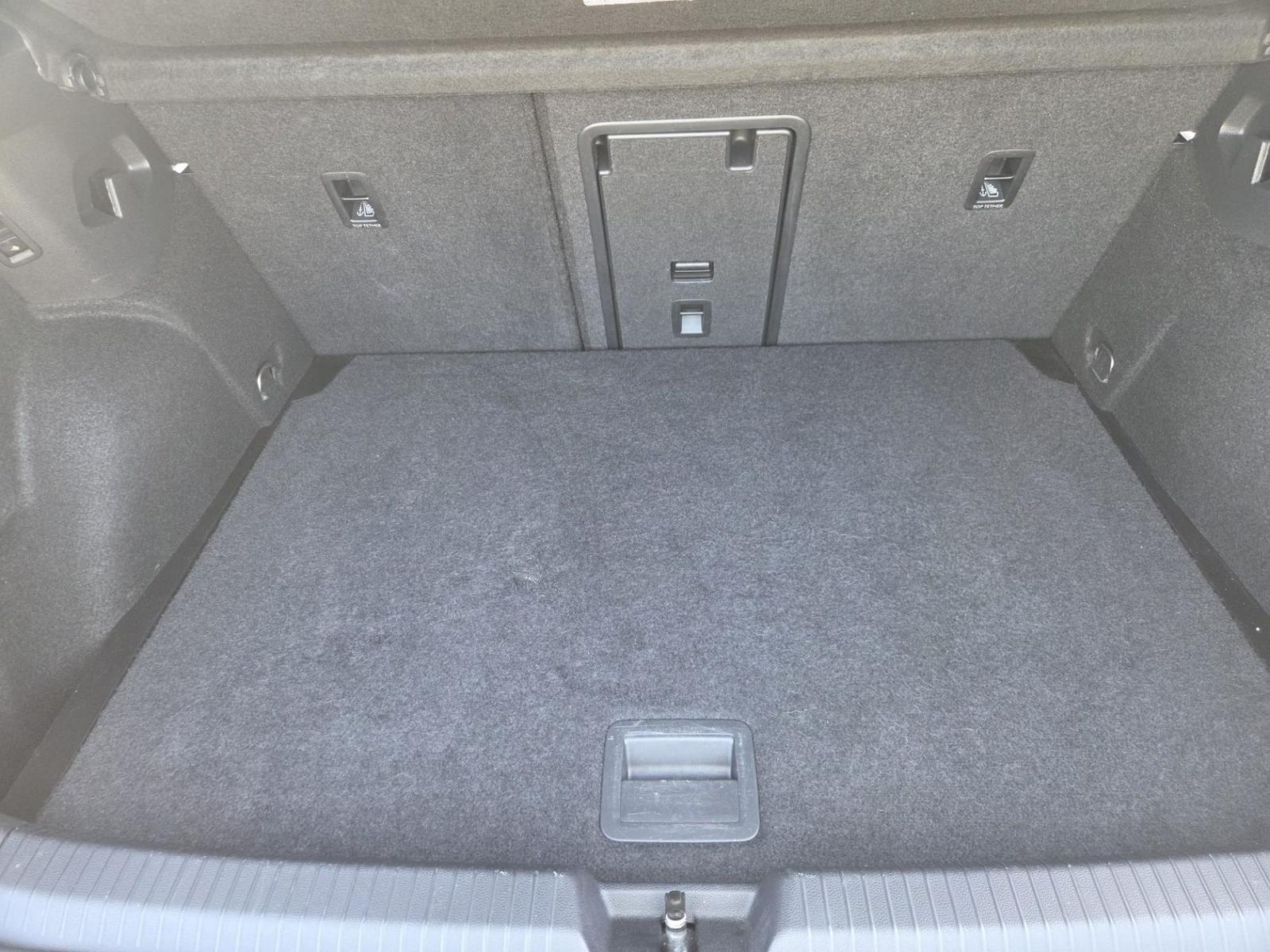 Volkswagen Golf VIII 2.0 TSI R-Line (EURO 6d), миниатюра 6