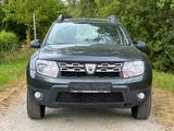 Dacia Duster I 1.2l Laureate Tüv=12/2026! 91T-Km! Navi - Dacia Duster Gebrauchtwagen in Bremen