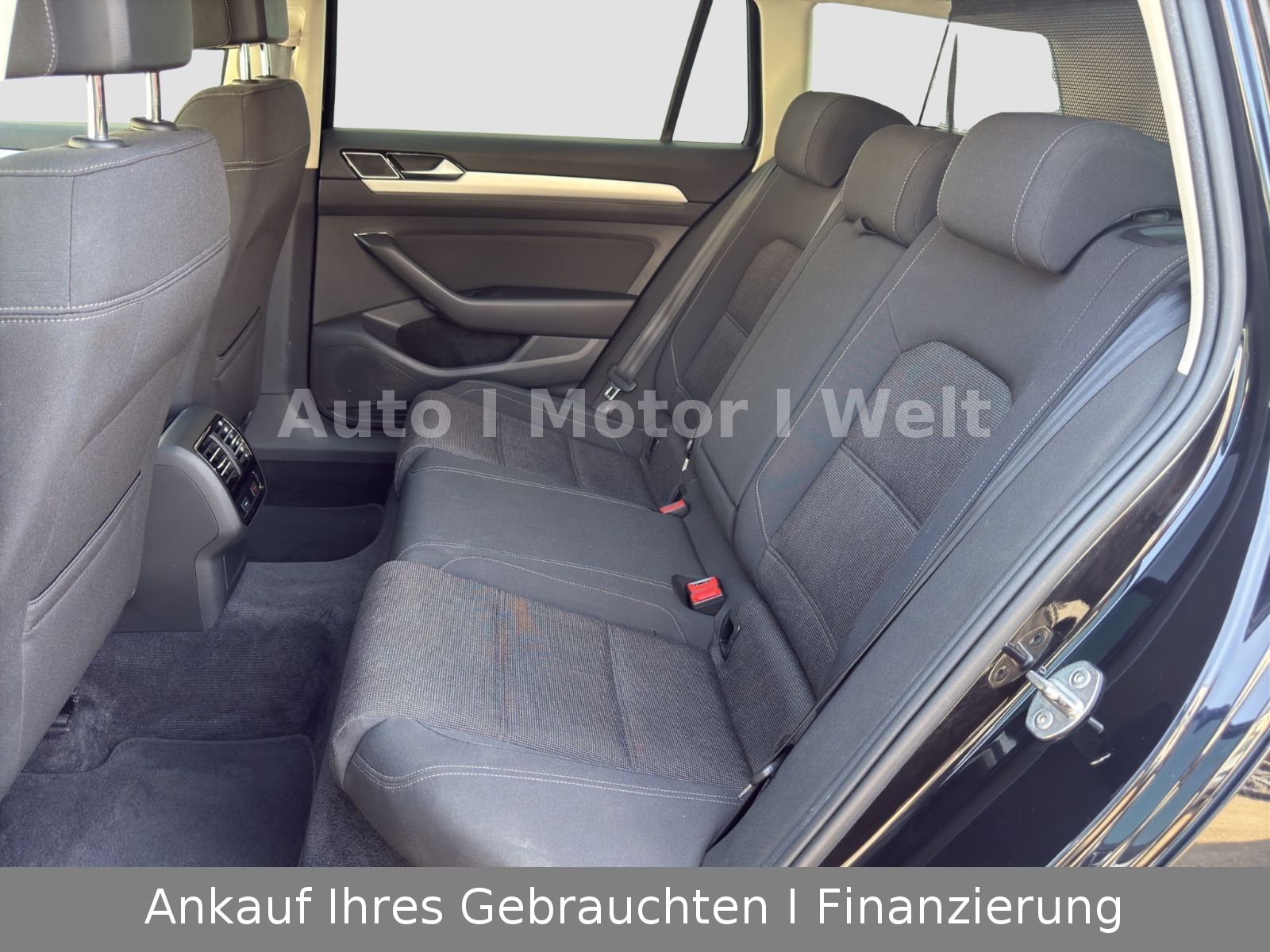 Fahrzeugabbildung Volkswagen Passat Variant Comfortline BMT/Start-Stopp DSG