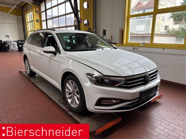 Volkswagen Passat Variant - Bild 1